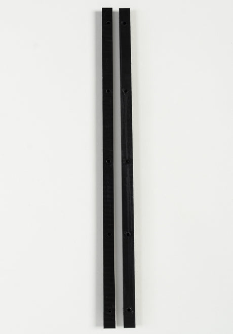 Rib Bones black Rückenansicht