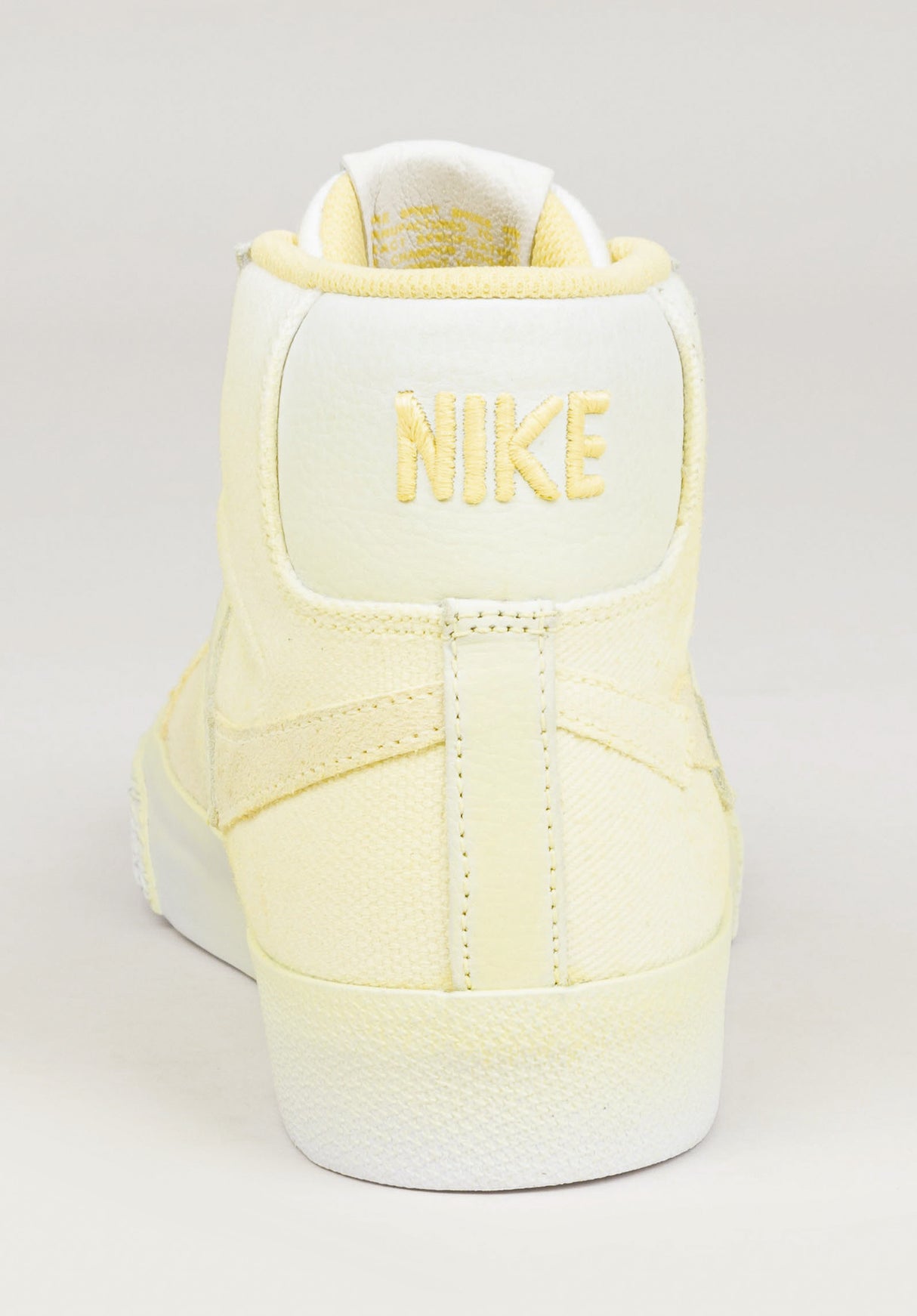 Zoom Blazer Mid Premium lemonwash-lemonwash-lemonwash-white Seitenansicht